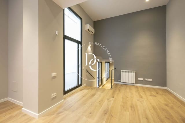 3 quarto Apartamento para venda em El Guinardó, Barcelona cidade - 635 000 € (Ref: 8296275)