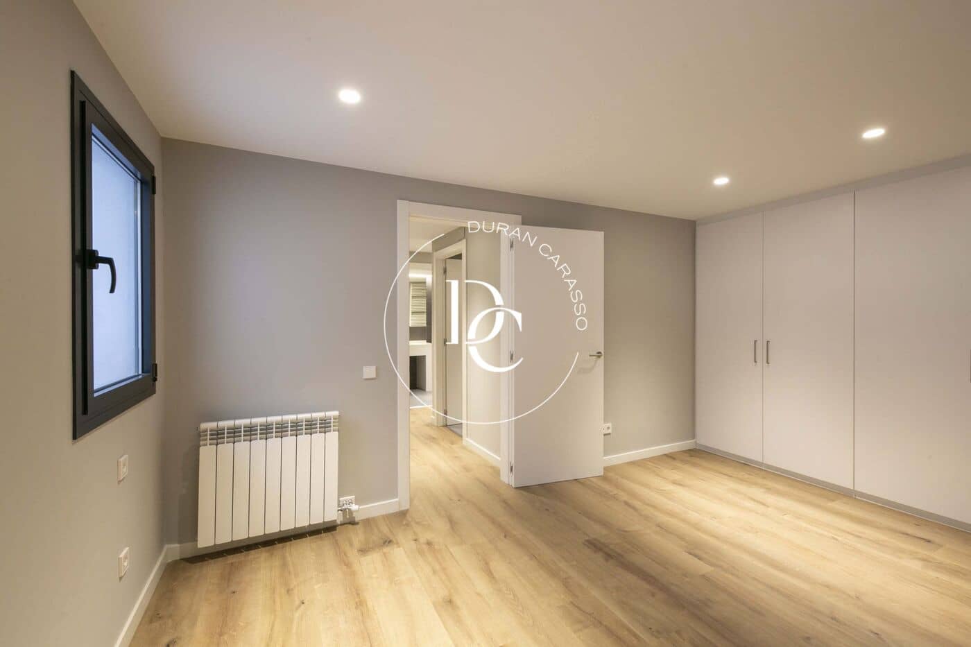 3 soveværelse Lejlighed til salg i Barcelona by - € 635.000 (Ref: 8296275)