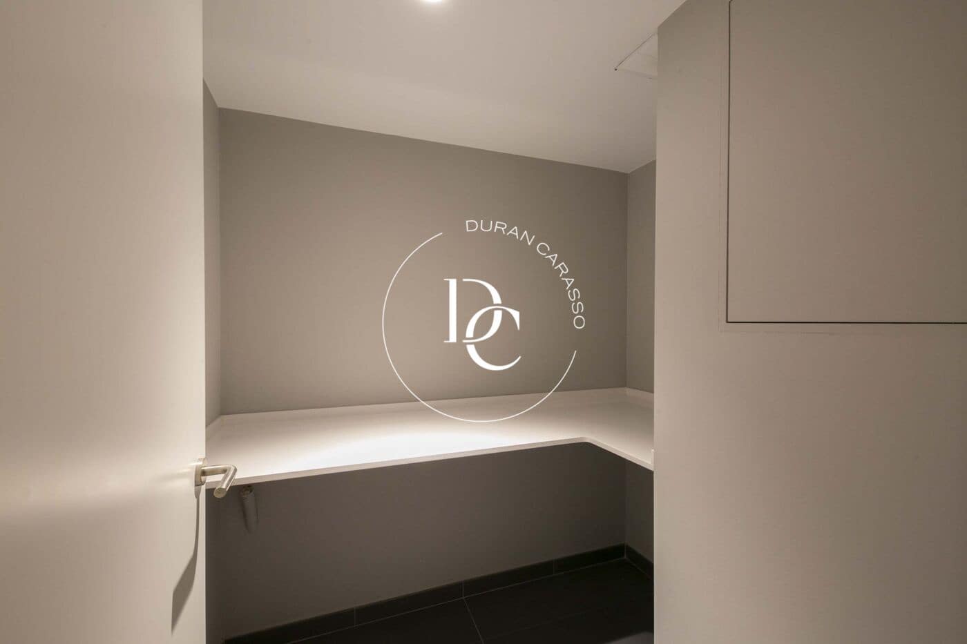 3 soveværelse Lejlighed til salg i Barcelona by - € 635.000 (Ref: 8296275)