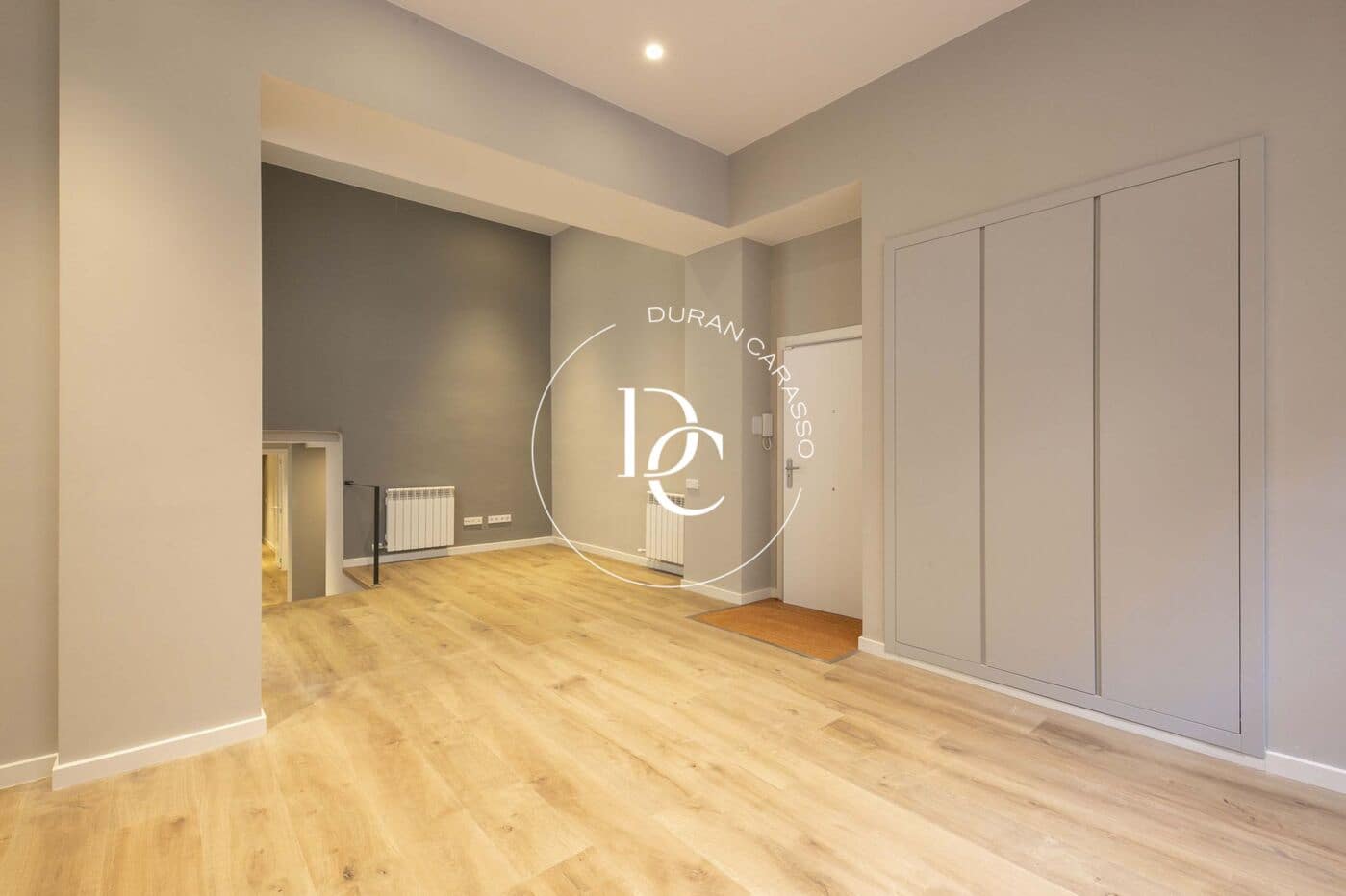 3 soveværelse Lejlighed til salg i Barcelona by - € 635.000 (Ref: 8296275)