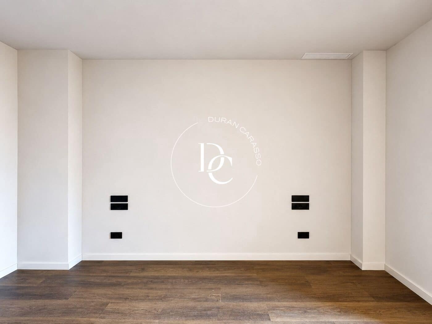 2 bedroom Apartment for sale in Barcelona city - € 1,350,000 (Ref: 8393367)