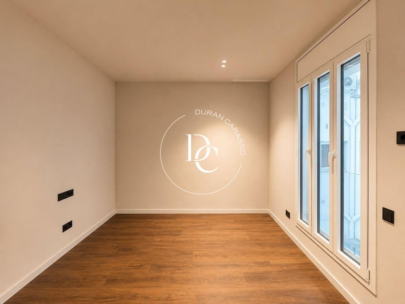 2 bedroom Apartment for sale in Barcelona city - € 1,350,000 (Ref: 8393367)
