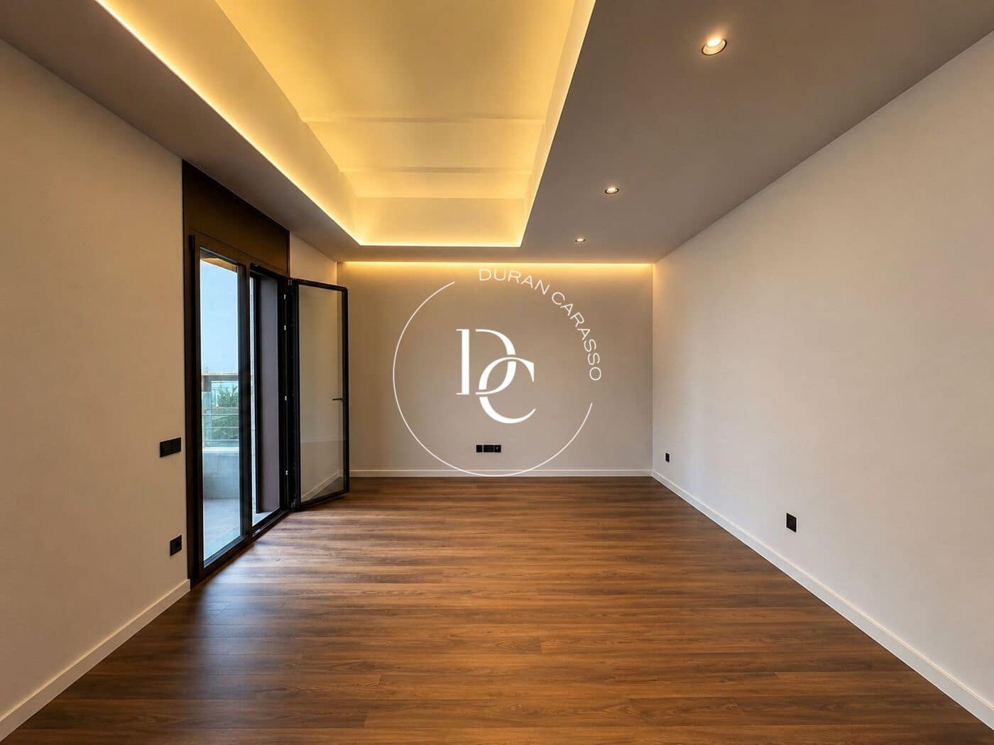 2 bedroom Apartment for sale in Barcelona city - € 1,350,000 (Ref: 8393367)