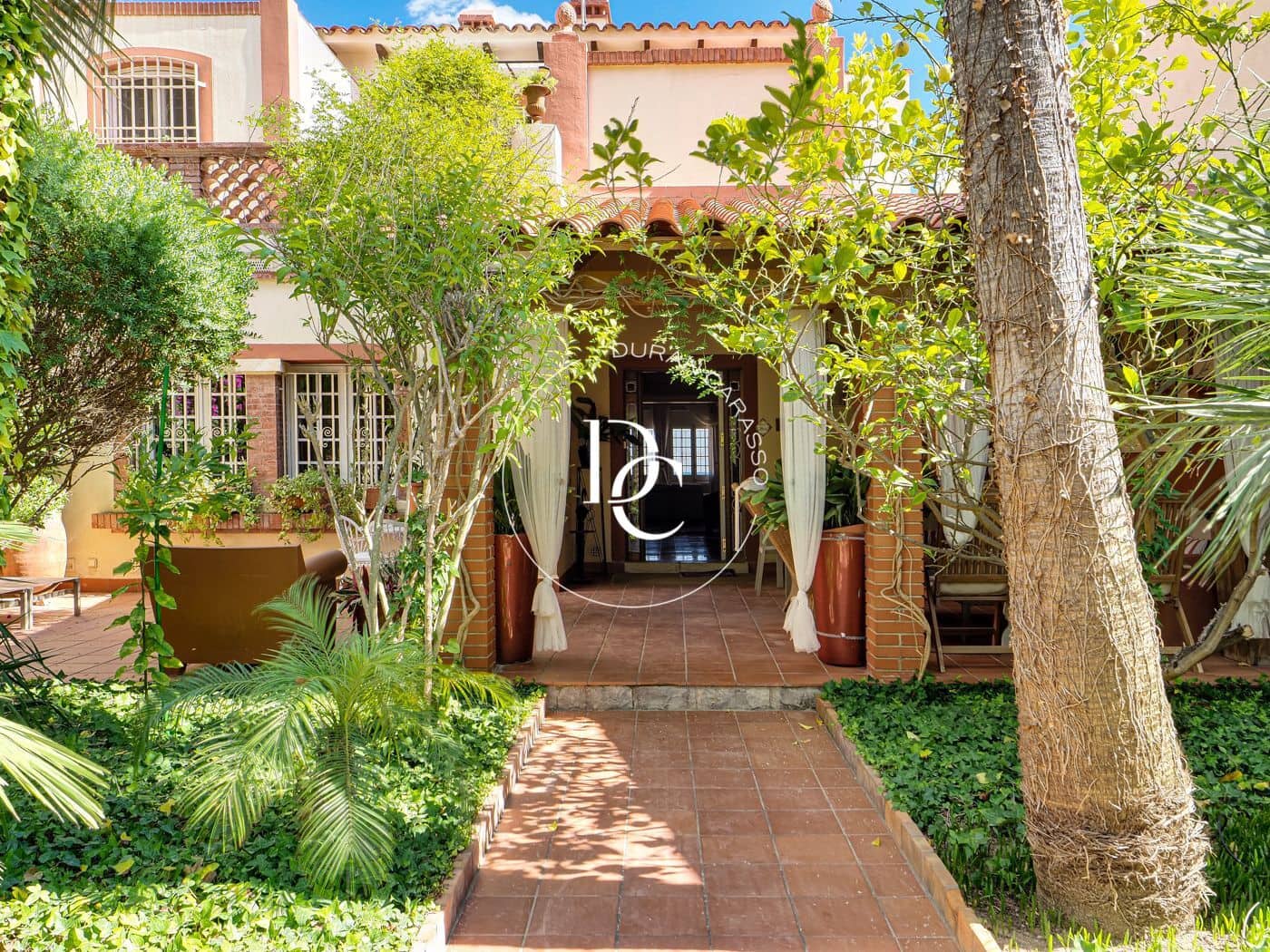 6 soveværelse Villa til salg i Sant Salvador (Coma-Ruga) - € 1.850.000 (Ref: 8393368)