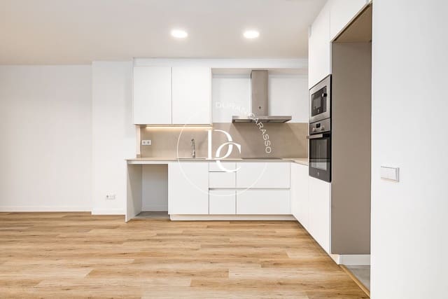 3 bedroom Apartment for sale in Sant Joan Despí - € 613,500 (Ref: 8393388)