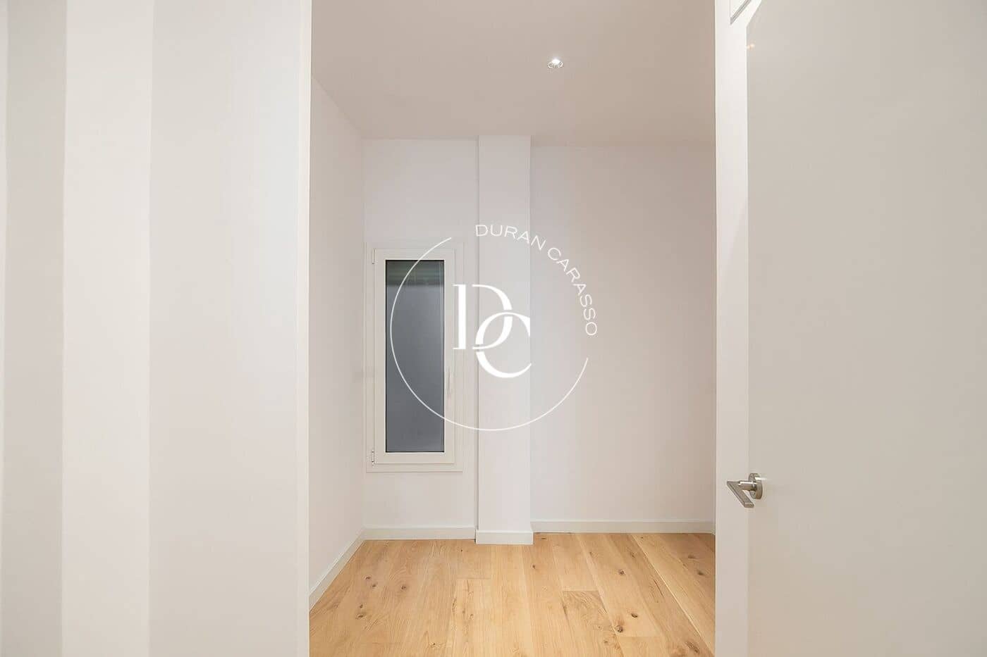 3 soverom Leilighet til salgs i Barcelona by - € 650 000 (Ref: 8393397)