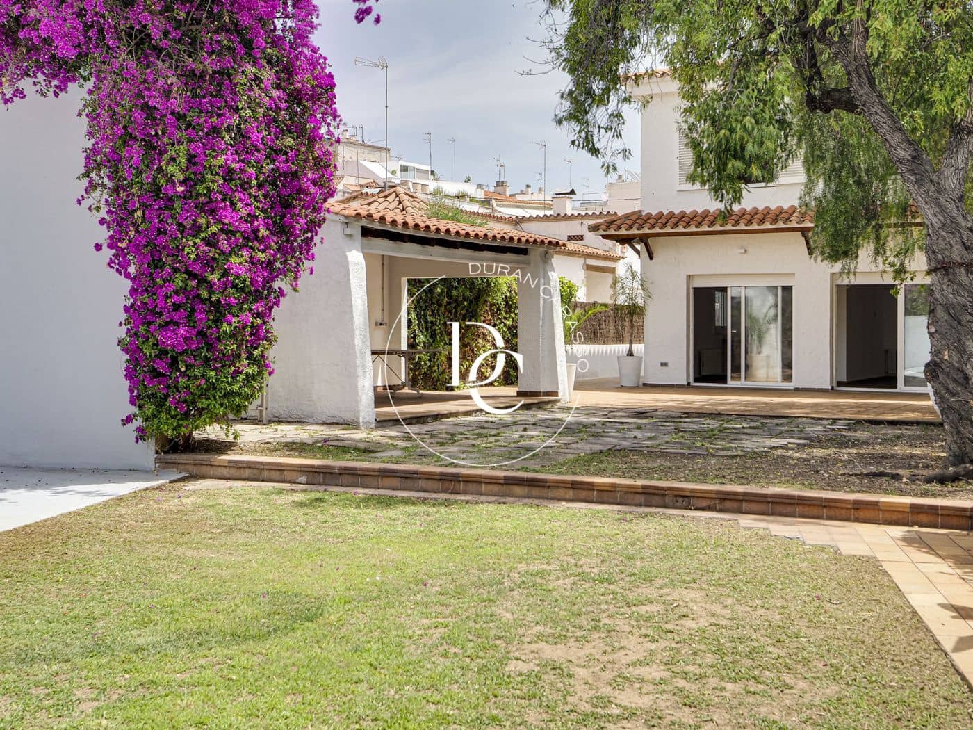 4 soveværelse Villa til salg i Sitges - € 1.850.000 (Ref: 8415686)