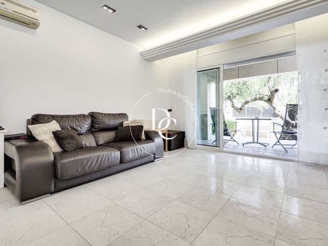 5 bedroom Villa for sale in Calafell - € 570,000 (Ref: 8430433)