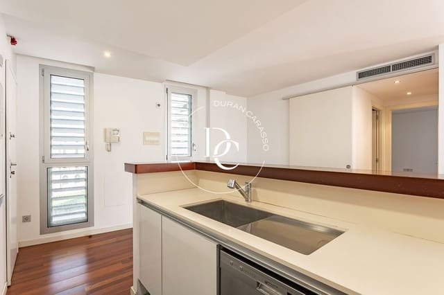 2 soverom Leilighet til salgs i La Barceloneta, Barcelona by - € 508 000 (Ref: 8439063)