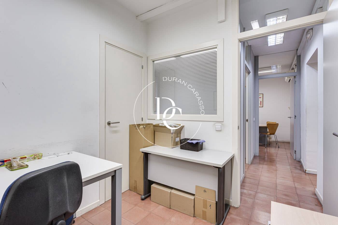 Biuro na sprzedaż w Miasto Barcelona - 515 000 € (Ref: 8455914)