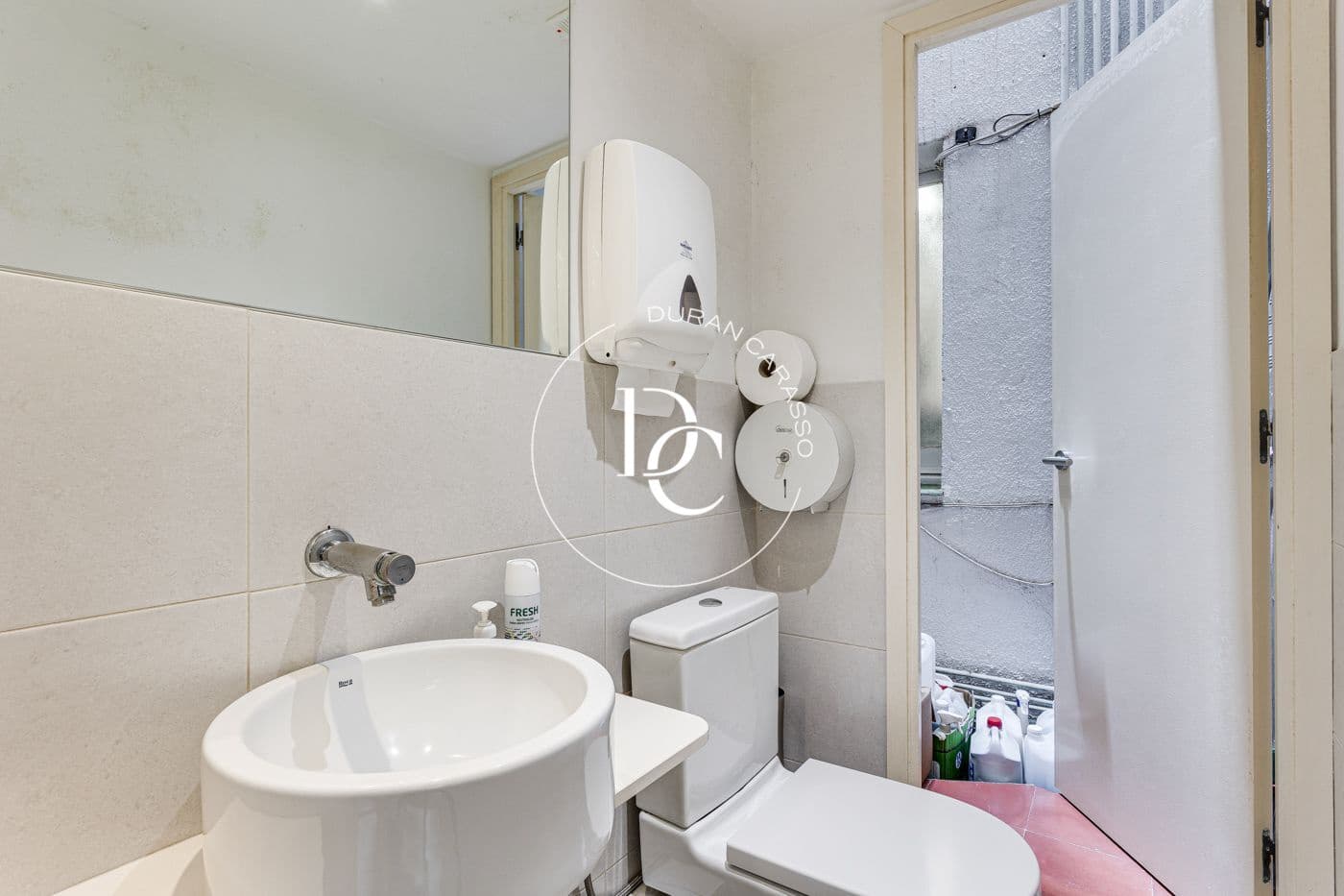 Biuro na sprzedaż w Miasto Barcelona - 515 000 € (Ref: 8455914)