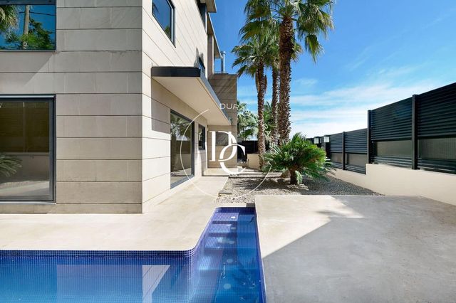 4 camera da letto Villa in vendita in Valldoreix, Sant Cugat del Vallès con piscina - 1.840.000 € (Rif: 8458157)