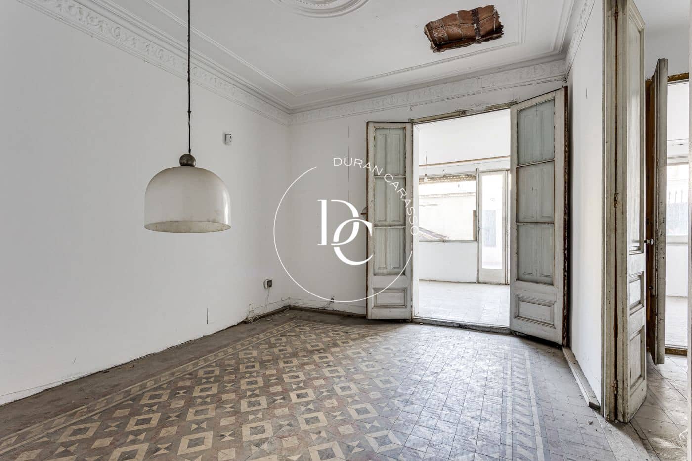 5 soverom Leilighet til salgs i Barcelona by - € 839 000 (Ref: 8463911)