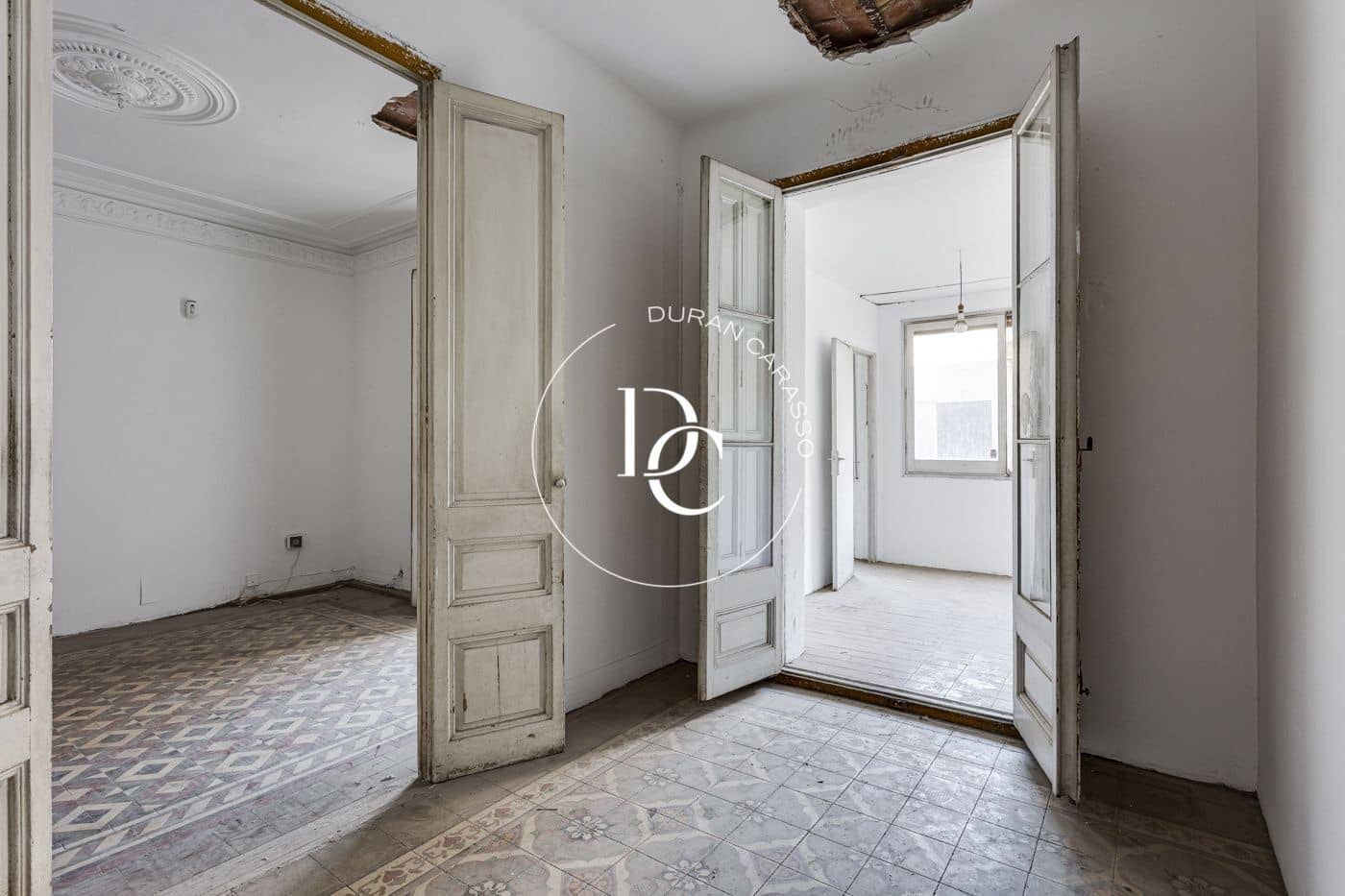 5 soverom Leilighet til salgs i Barcelona by - € 839 000 (Ref: 8463911)