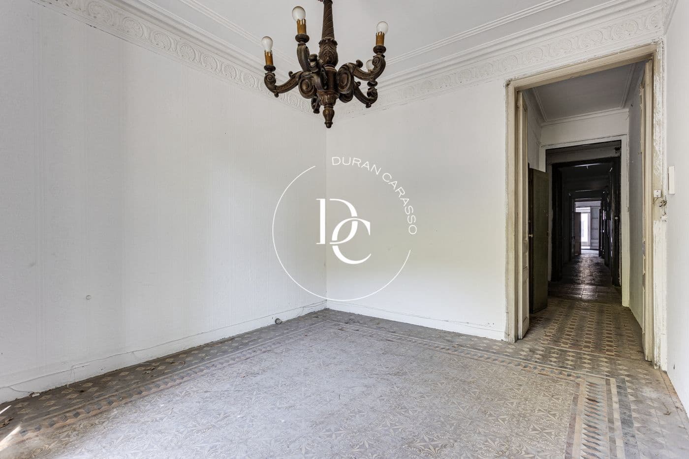 5 soverom Leilighet til salgs i Barcelona by - € 839 000 (Ref: 8463911)