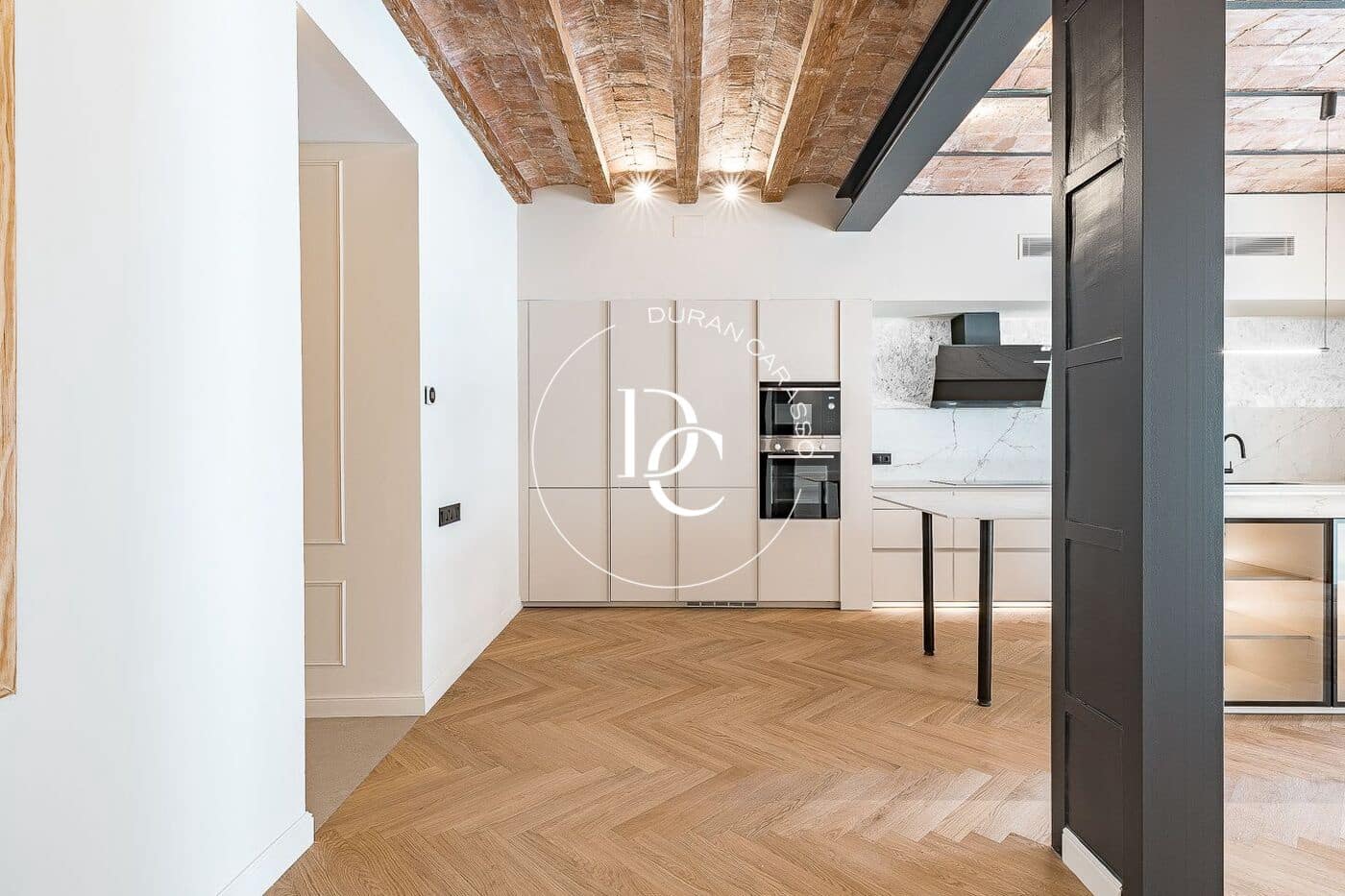 3 bedroom Apartment for sale in Barcelona city - € 1,245,000 (Ref: 8463911)