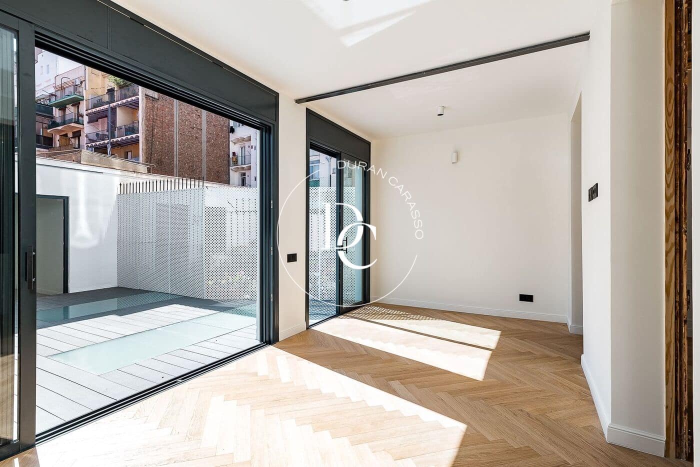3 bedroom Apartment for sale in Barcelona city - € 1,245,000 (Ref: 8463911)
