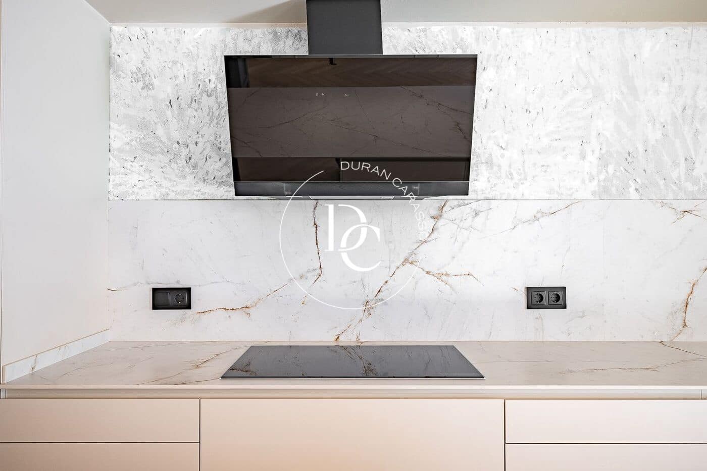 3 bedroom Apartment for sale in Barcelona city - € 1,245,000 (Ref: 8463911)