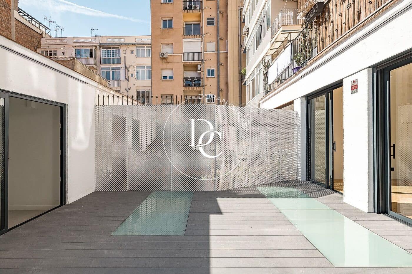3 bedroom Apartment for sale in Barcelona city - € 1,245,000 (Ref: 8463911)