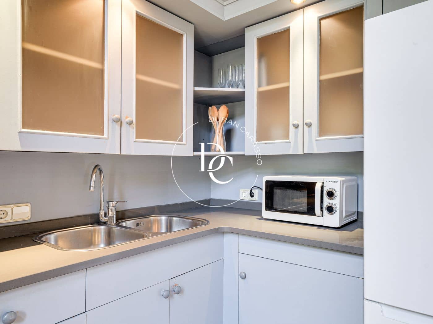 2 bedroom Apartment for sale in Barcelona city - € 500,000 (Ref: 8472663)