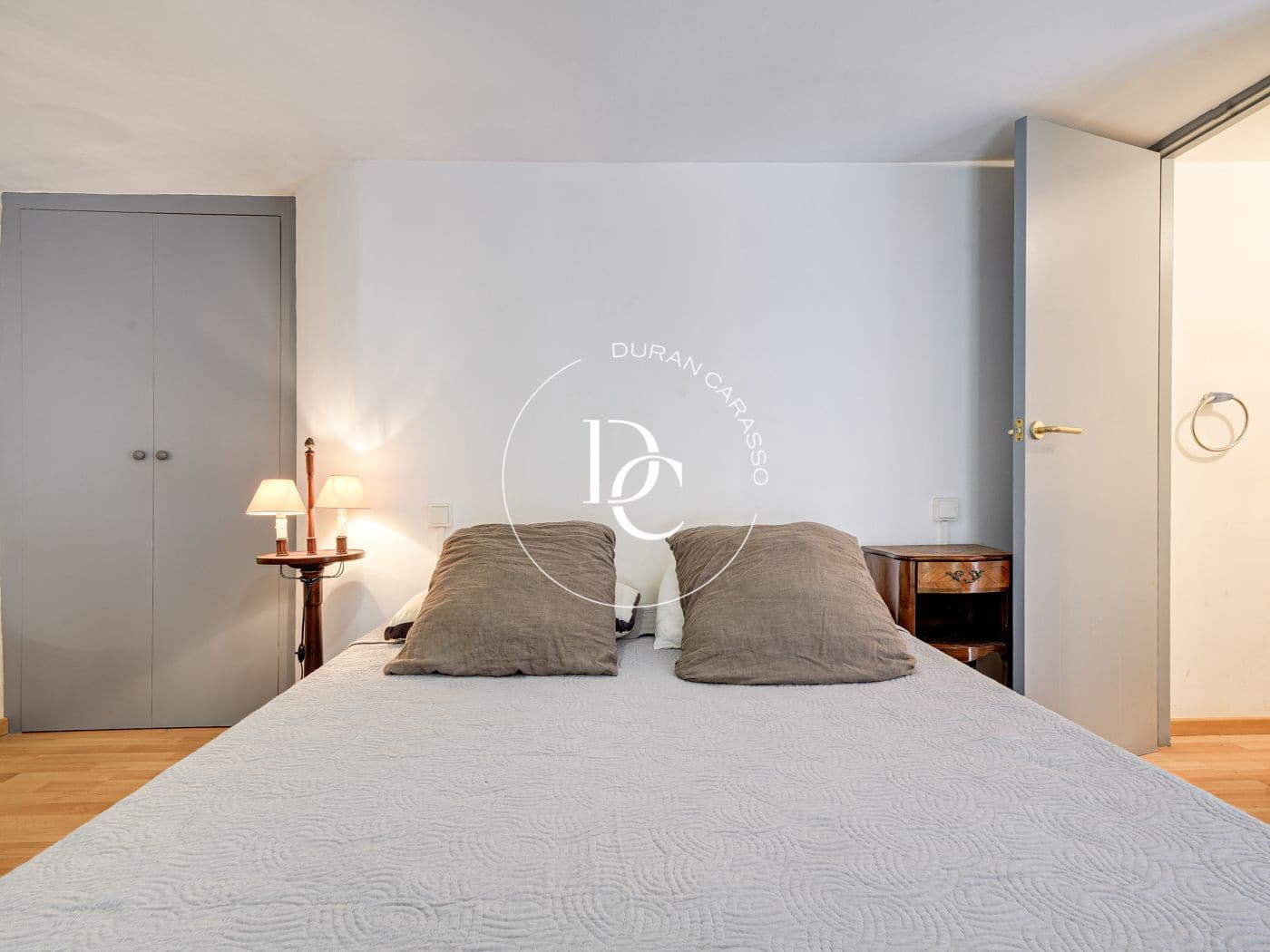 2 bedroom Apartment for sale in Barcelona city - € 500,000 (Ref: 8472663)