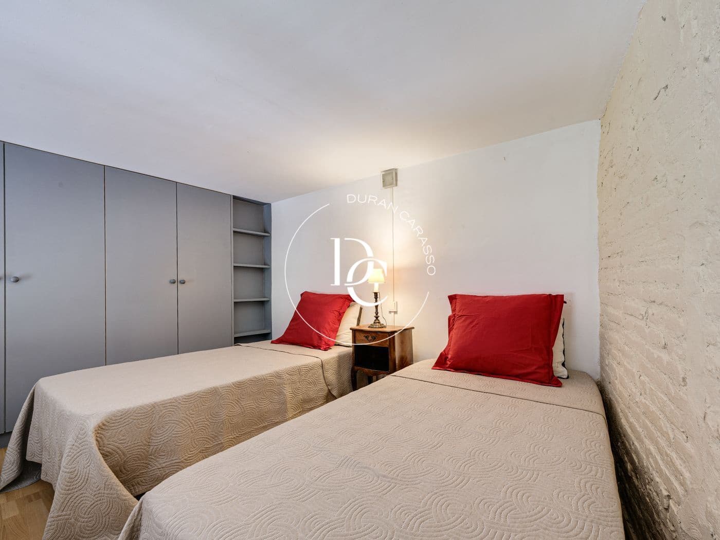 2 bedroom Apartment for sale in Barcelona city - € 500,000 (Ref: 8472663)