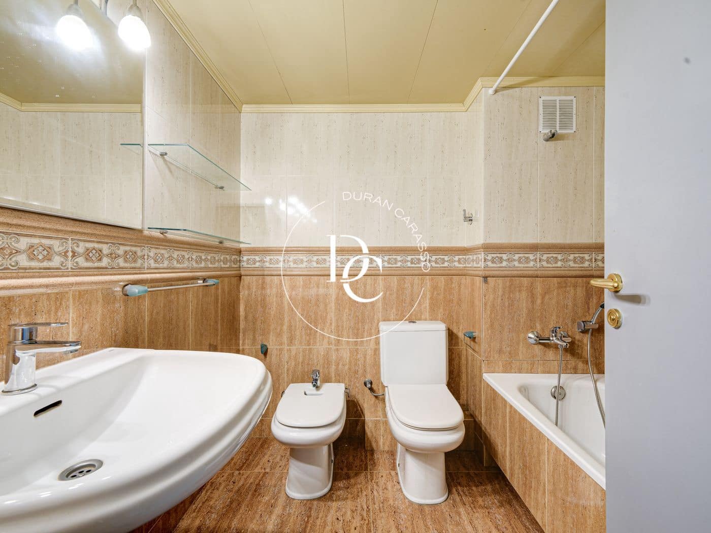 2 bedroom Apartment for sale in Barcelona city - € 500,000 (Ref: 8472663)