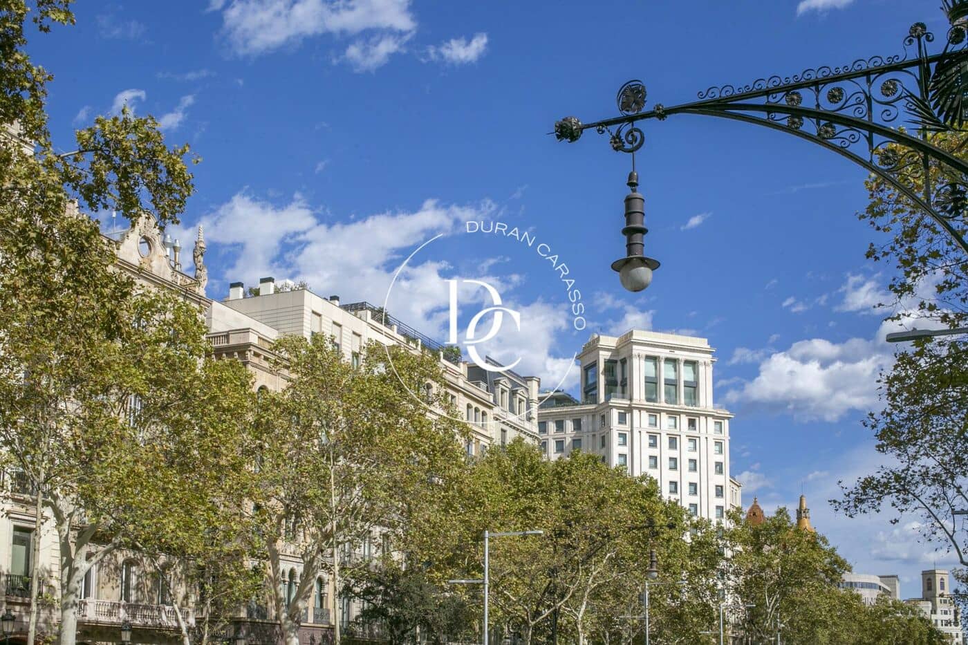2 soveværelse Lejlighed til salg i Barcelona by - € 1.700.000 (Ref: 8511851)