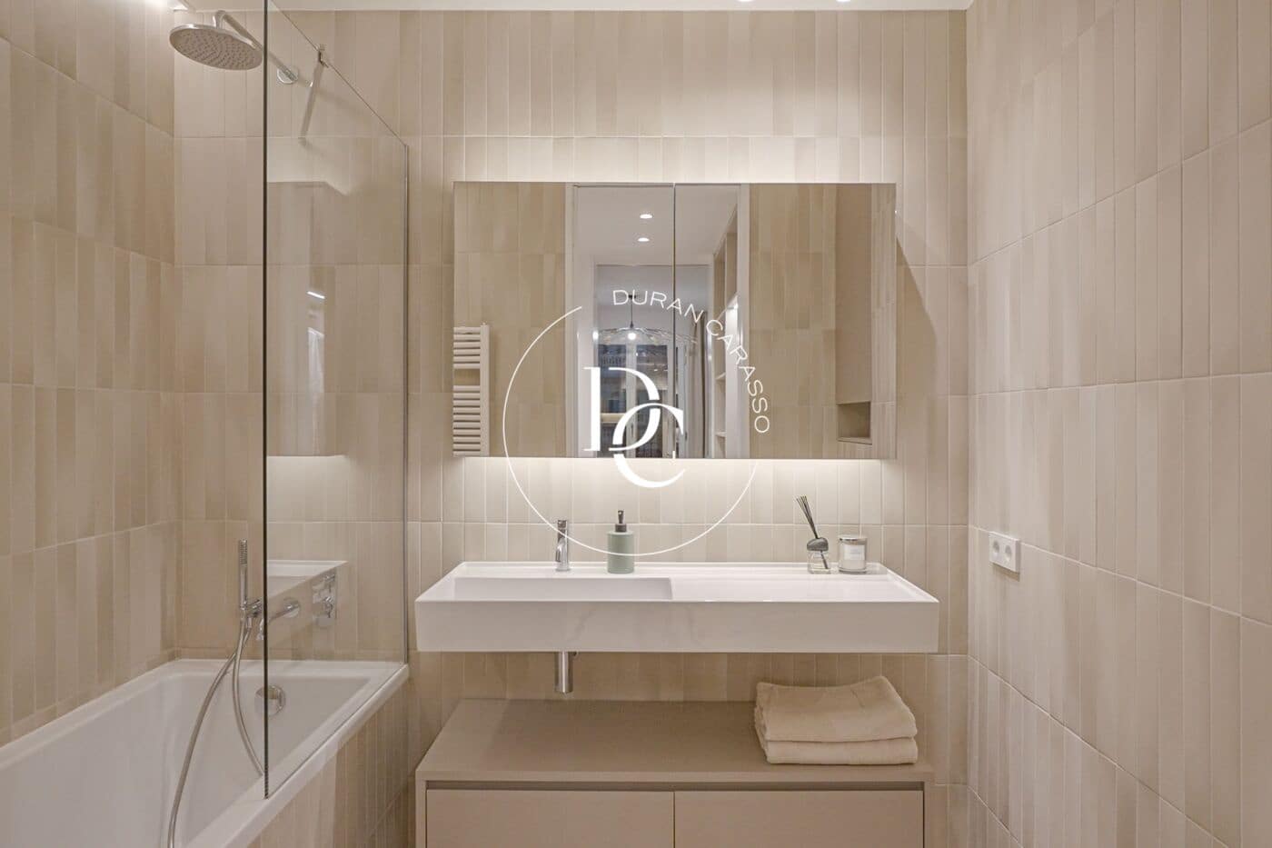 2 soveværelse Penthouse til salg i Barcelona by - € 2.390.000 (Ref: 8511852)