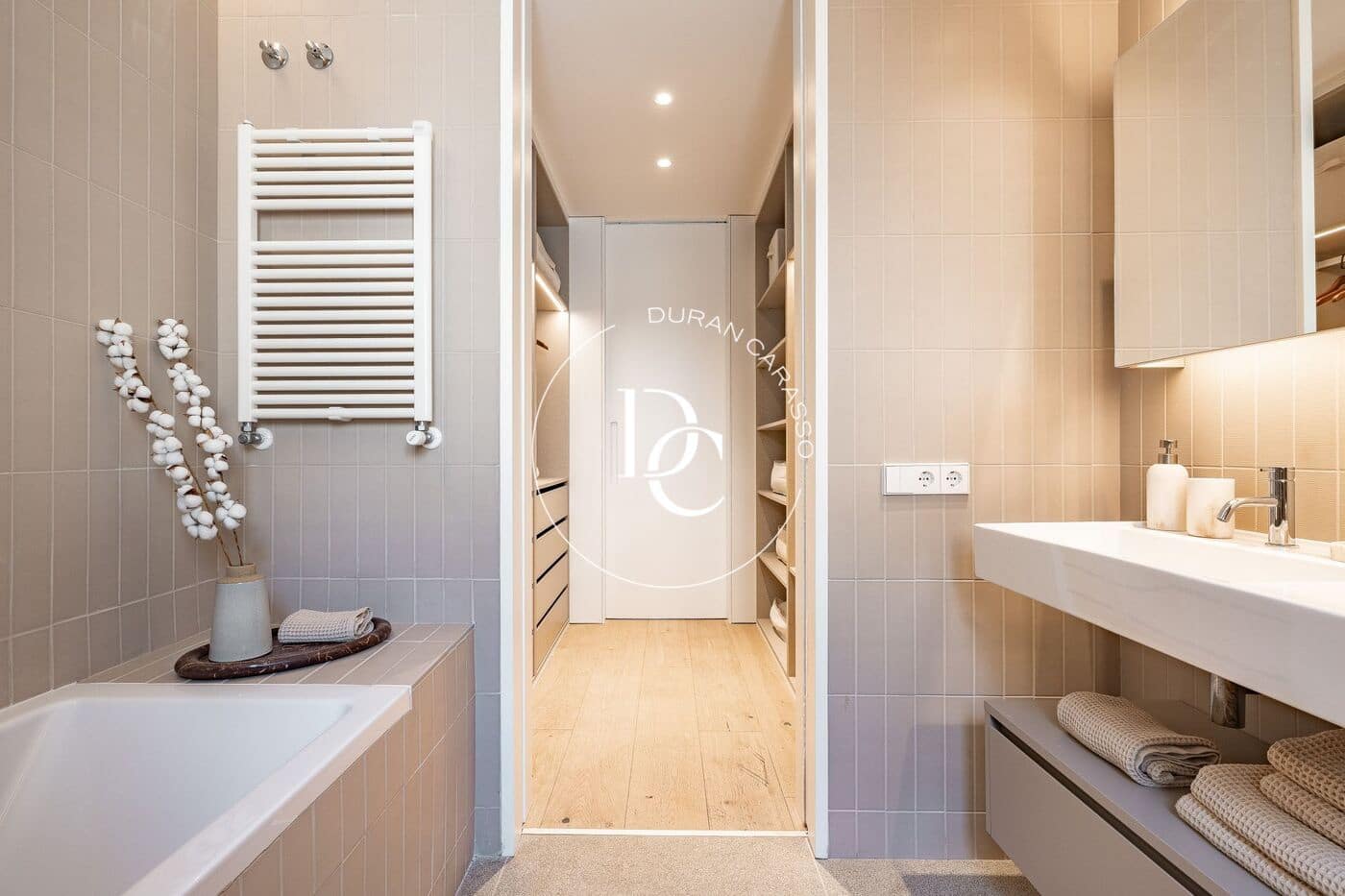 2 slaapkamer Penthouse te koop in Barcelona stad - € 2.150.000 (Ref: 8511852)