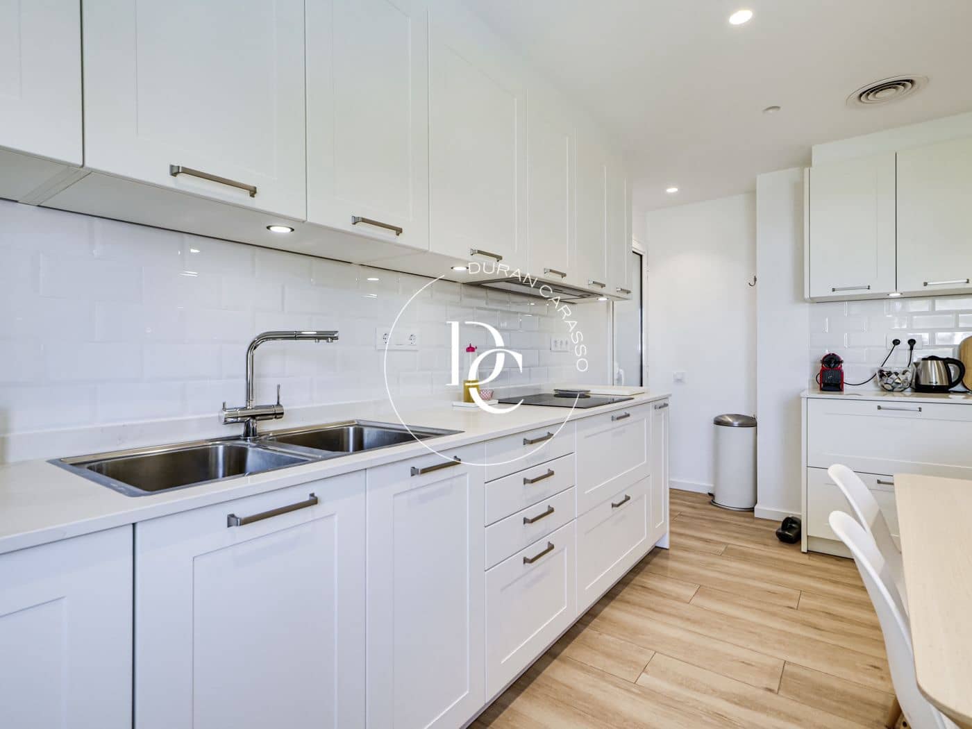 4 bedroom Apartment for rent in Sitges with pool - € 4,950 (Ref: 8532155)