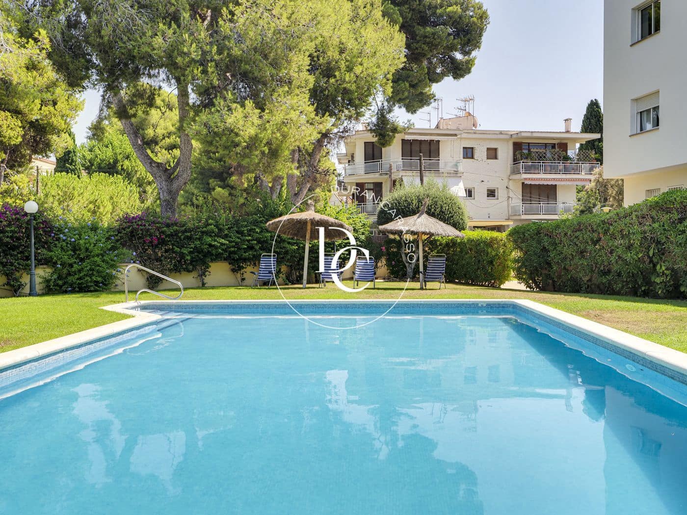 4 bedroom Apartment for rent in Sitges with pool - € 4,950 (Ref: 8532155)