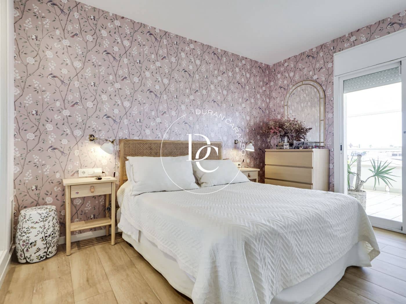 4 bedroom Apartment for rent in Sitges with pool - € 4,950 (Ref: 8532155)