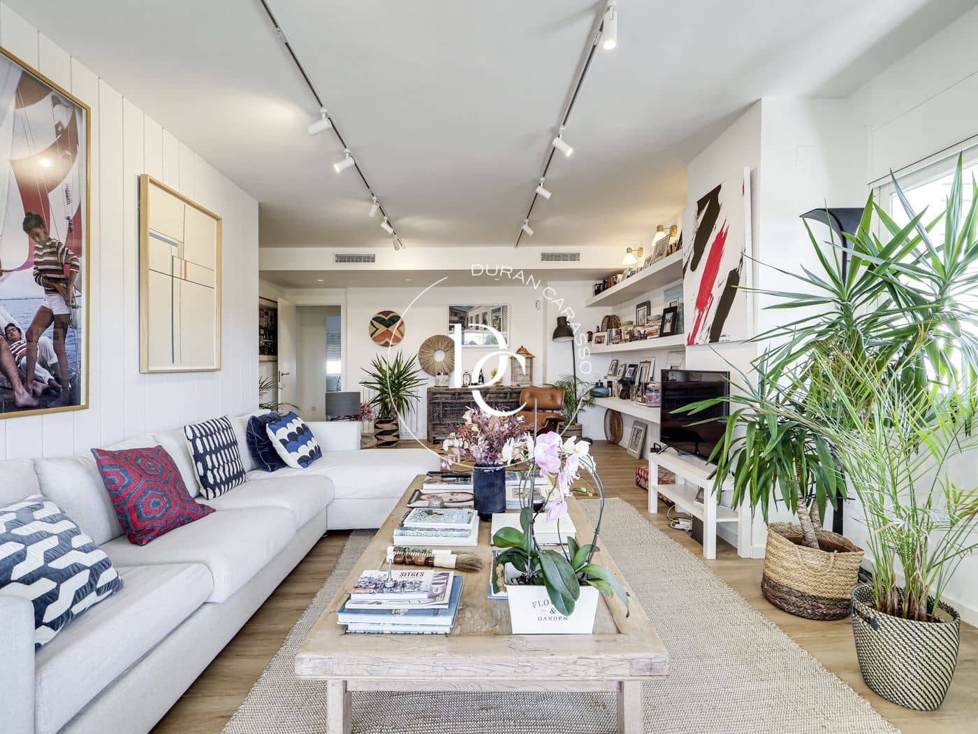 4 bedroom Apartment for rent in Sitges with pool - € 4,950 (Ref: 8532155)