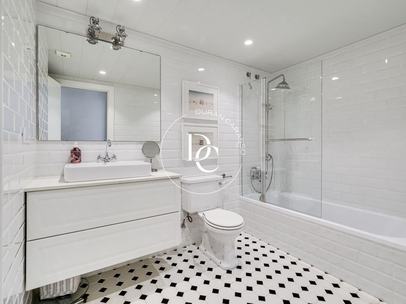 4 bedroom Apartment for rent in Sitges with pool - € 4,950 (Ref: 8532155)