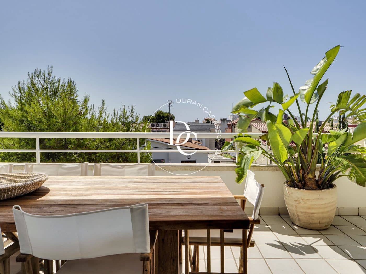 4 bedroom Apartment for rent in Sitges with pool - € 4,950 (Ref: 8532155)