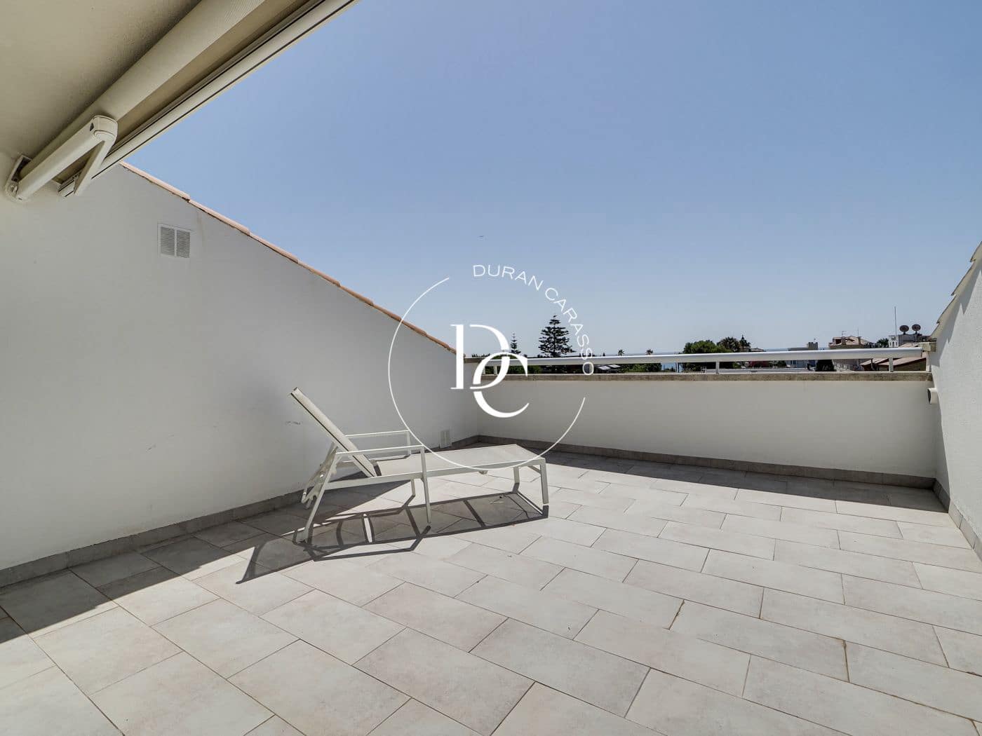 4 bedroom Apartment for rent in Sitges with pool - € 4,950 (Ref: 8532155)