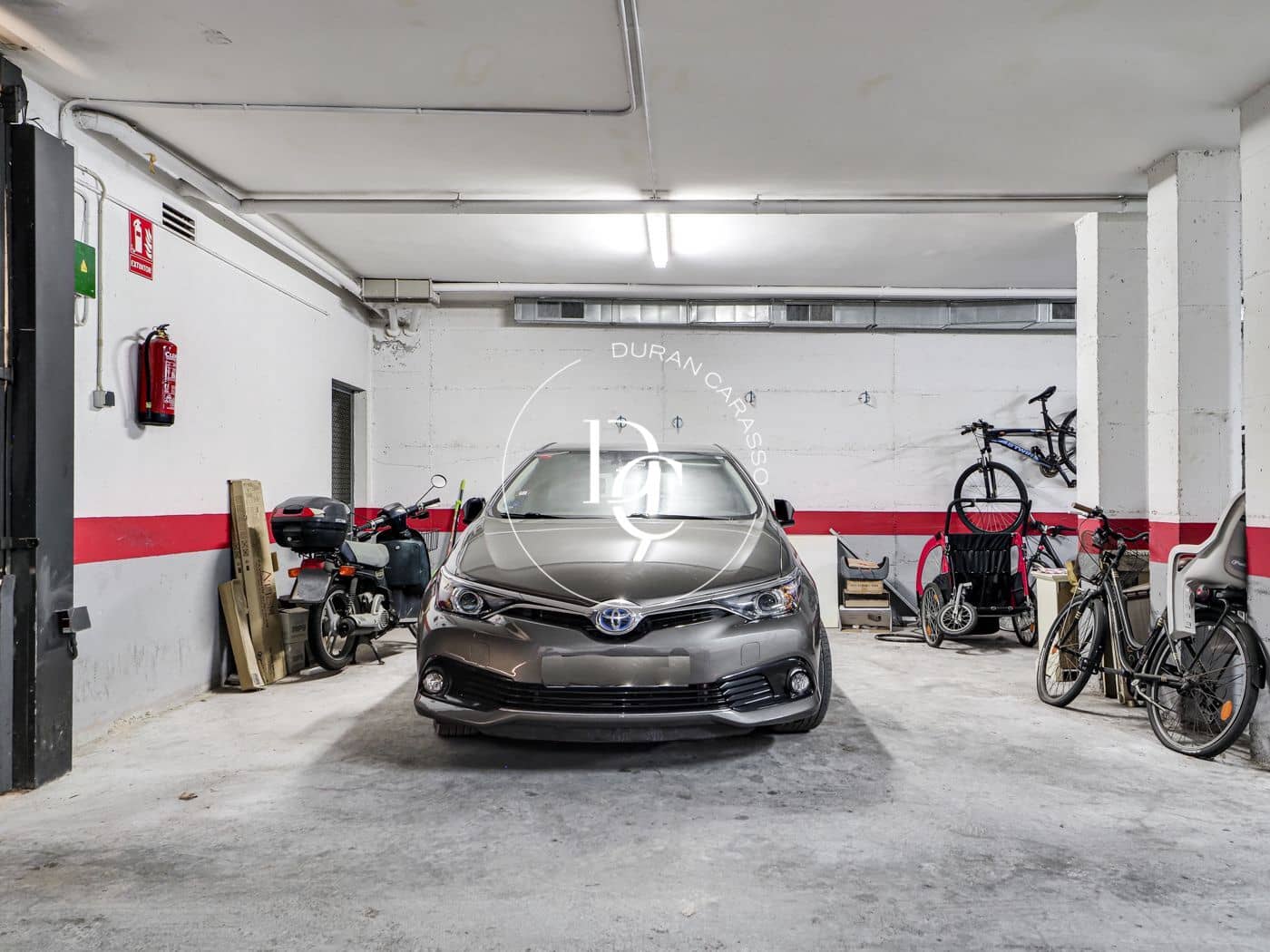 4 bedroom Apartment for rent in Sitges with pool - € 4,950 (Ref: 8532155)