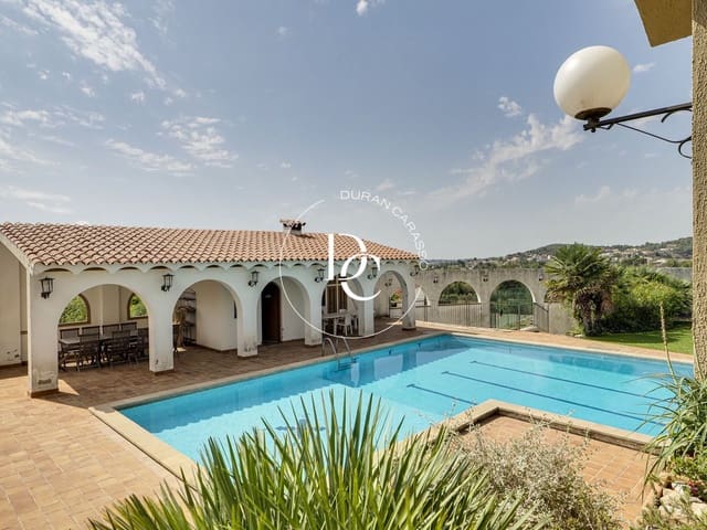 9 bedroom Finca/Country House for sale in Font-rubí with pool - € 1,800,000 (Ref: 8557538)