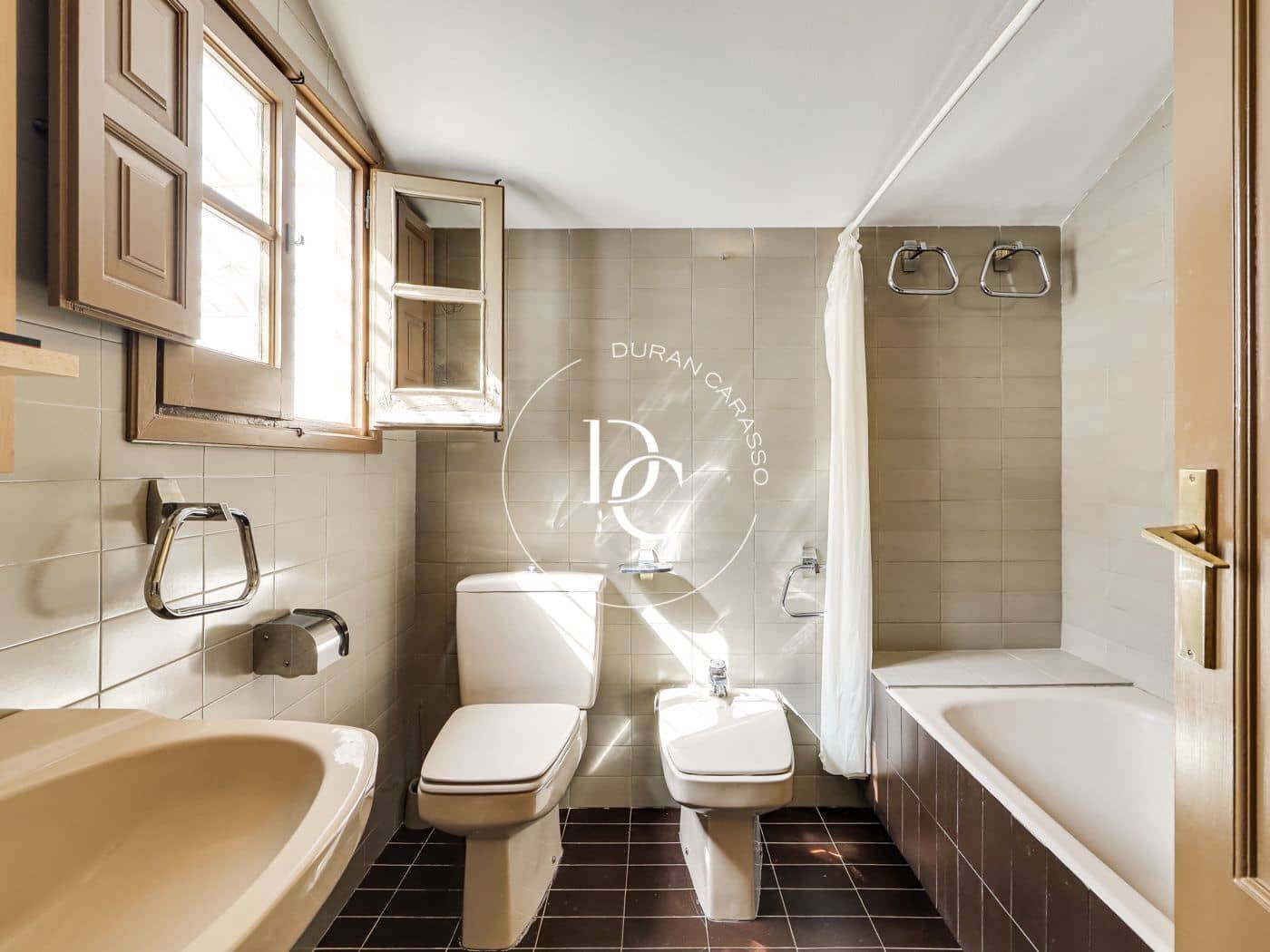 9 soveværelse Finca/Landehus til salg i Font-rubi med swimmingpool - € 1.800.000 (Ref: 8557538)