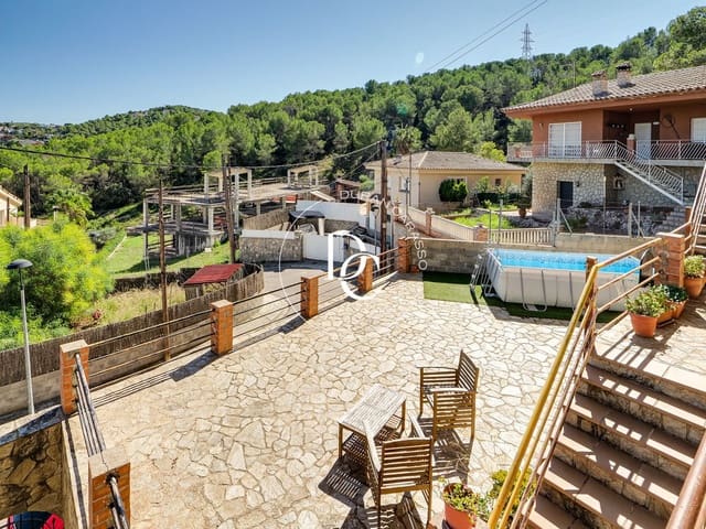 3 sovrum Villa till salu i Canyelles - 360 000 € (Ref: 8576910)