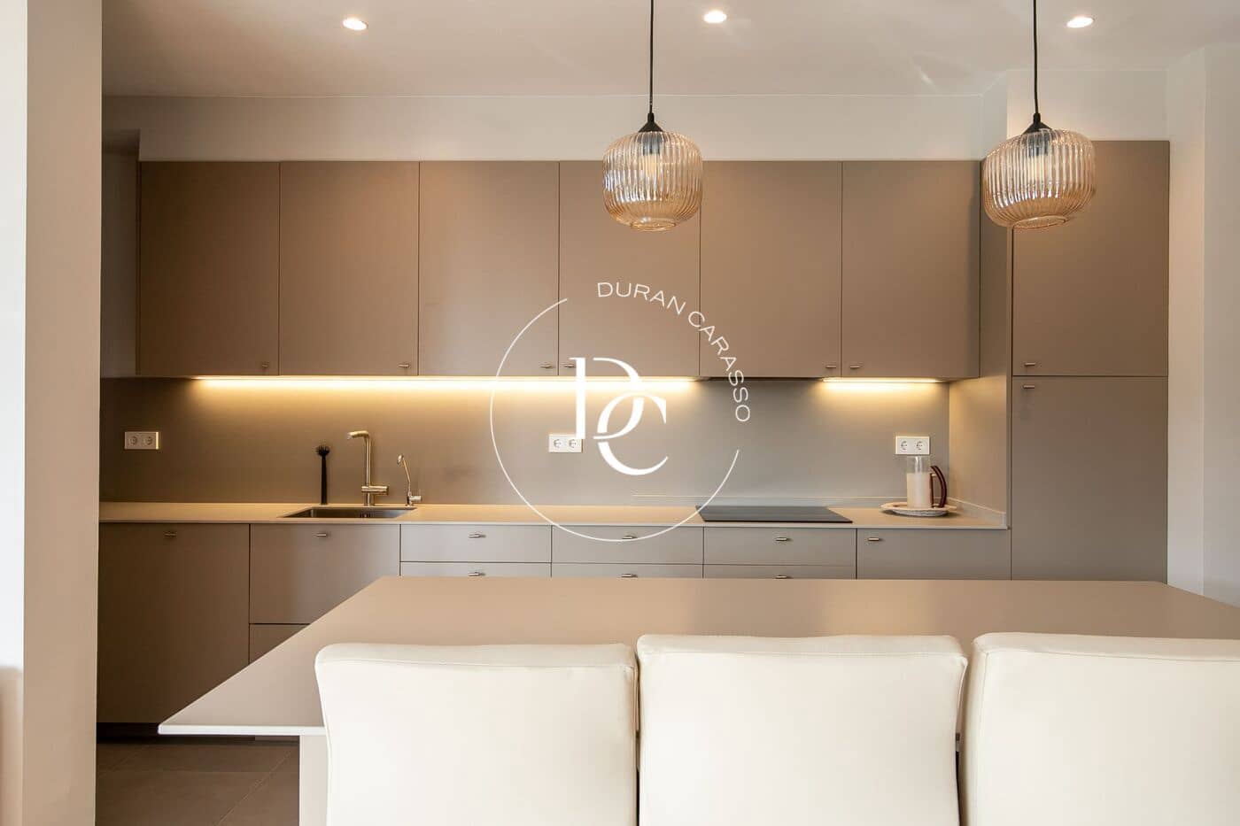 2 makuuhuone Huoneisto vuokrattavana paikassa Barcelona kaupunki - 3 000 € (Ref: 8672175)