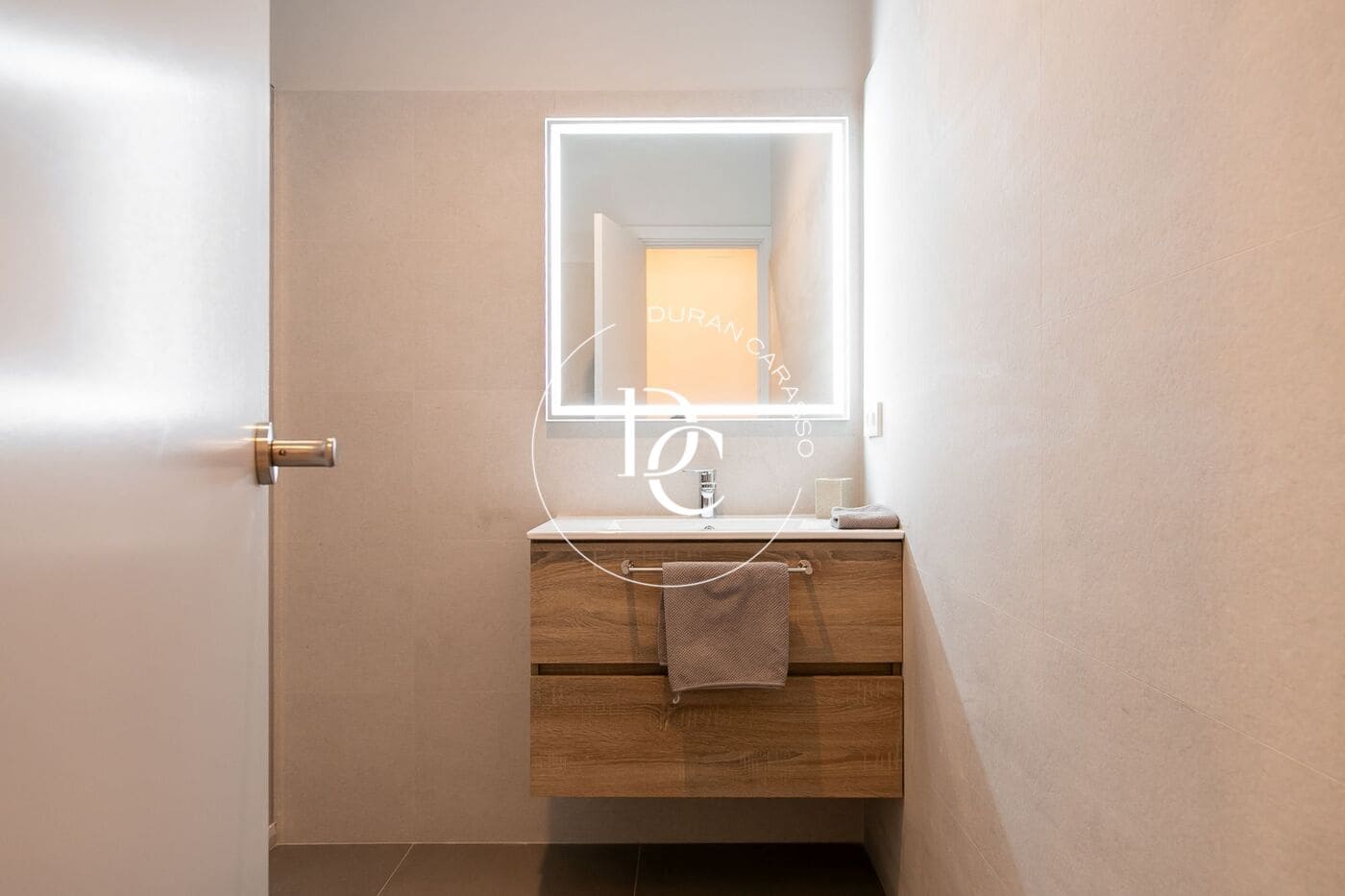 2 makuuhuone Huoneisto vuokrattavana paikassa Barcelona kaupunki - 3 000 € (Ref: 8672175)