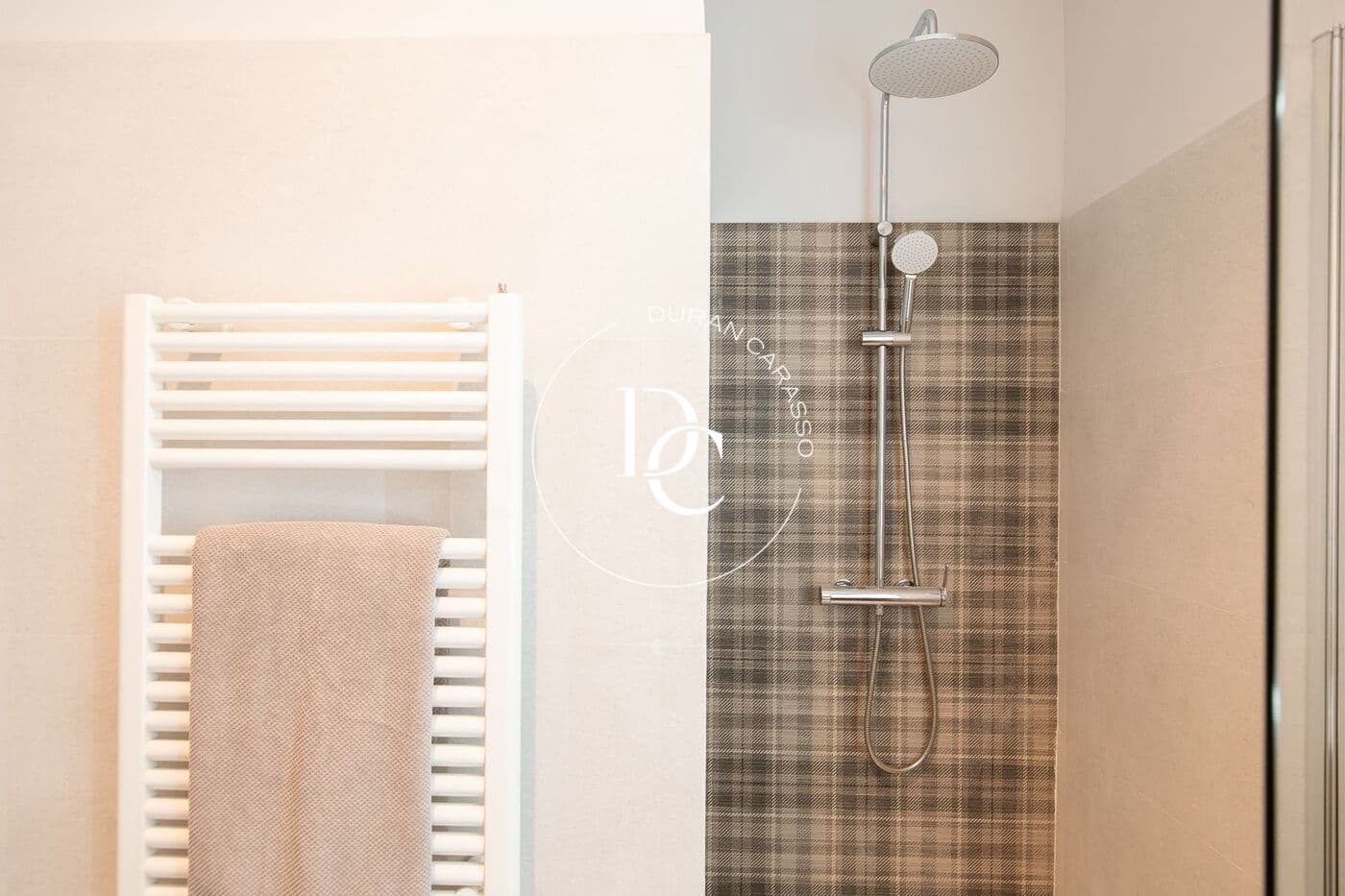 2 makuuhuone Huoneisto vuokrattavana paikassa Barcelona kaupunki - 3 000 € (Ref: 8672175)