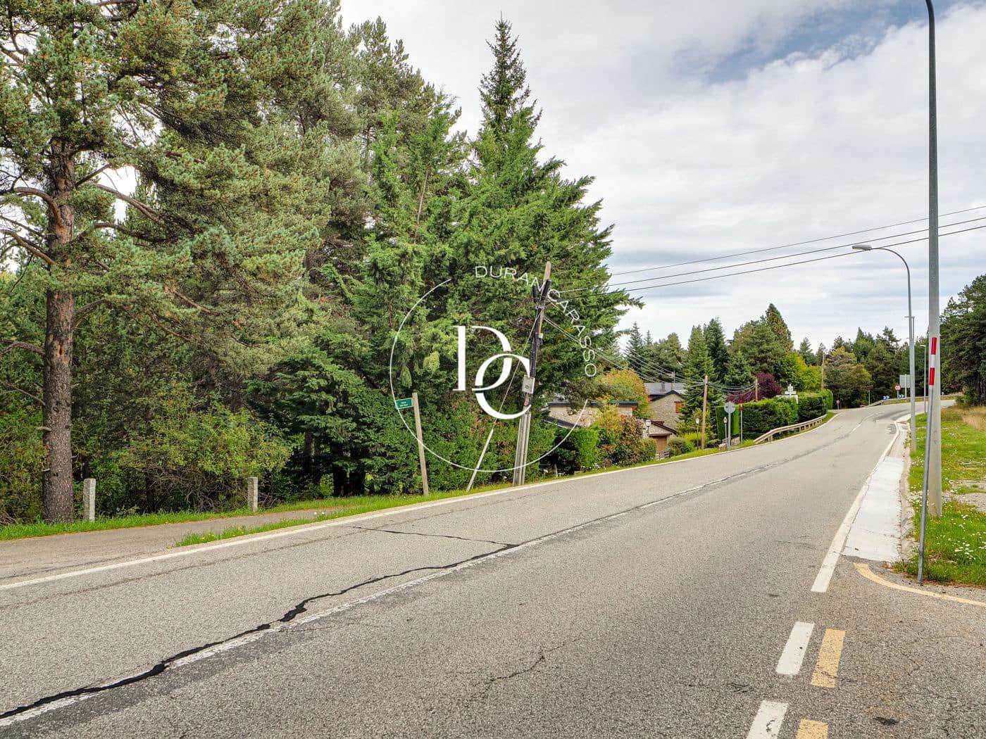 Byggetomt til salgs i Alp - € 220 000 (Ref: 8678061)