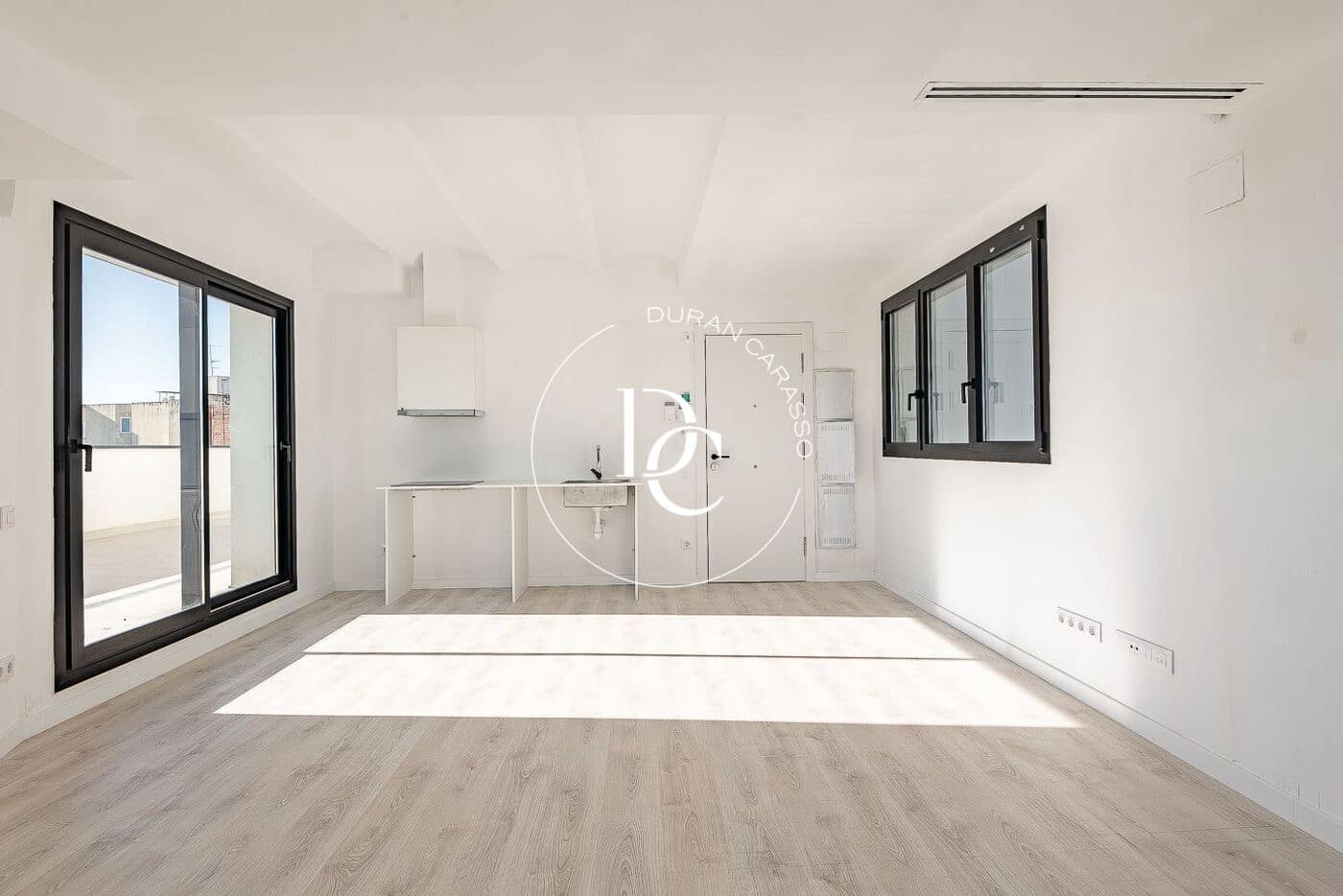 1 soveværelse Penthouse til salg i Barcelona by - € 520.000 (Ref: 8697999)