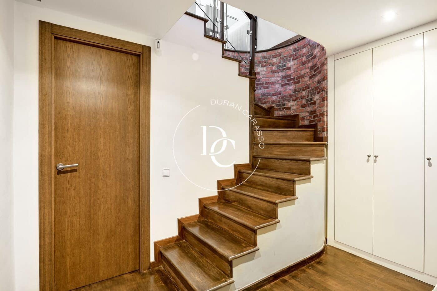 3 soveværelse Lejlighed til salg i Barcelona by - € 680.000 (Ref: 8704153)