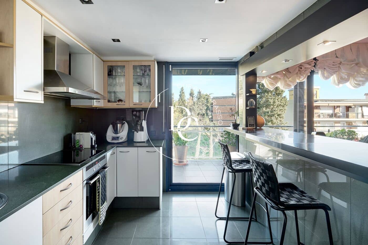 3 soveværelse Lejlighed til salg i Barcelona by - € 680.000 (Ref: 8704153)