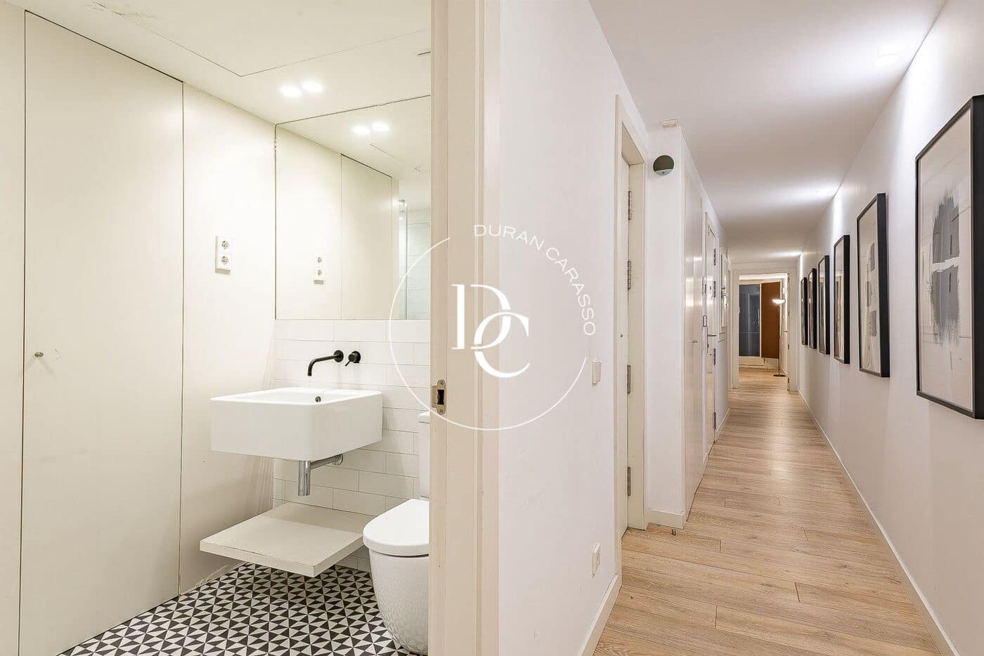 2 soveværelse Lejlighed til salg i Barcelona by - € 490.000 (Ref: 8704155)