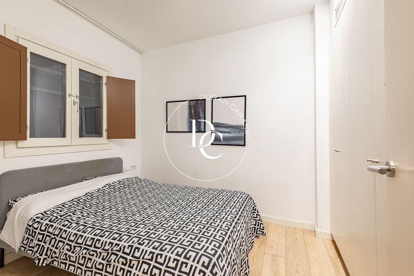 2 soveværelse Lejlighed til salg i Barcelona by - € 490.000 (Ref: 8704155)